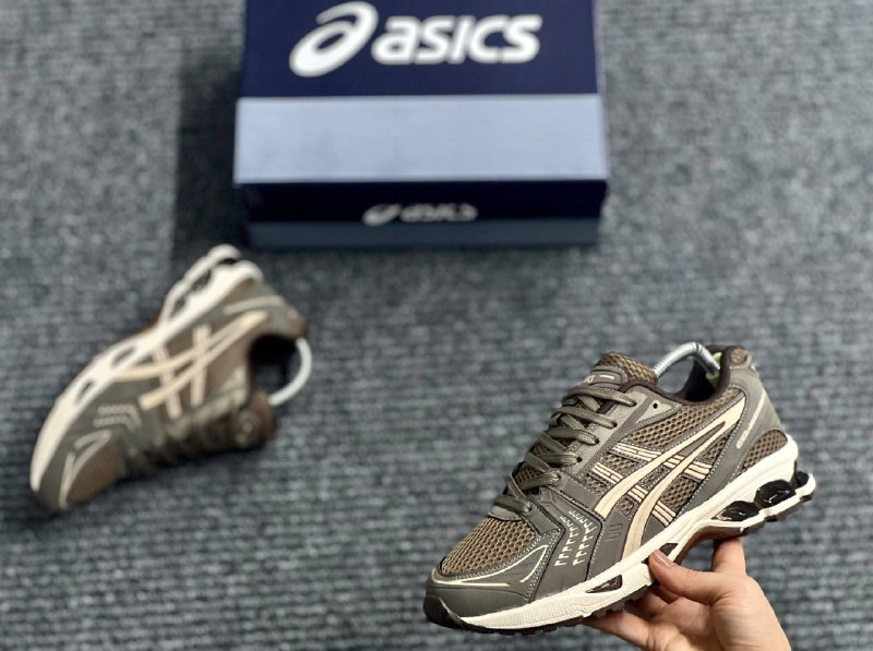 Men's Sneakers — TGpmpIXR0ONo view