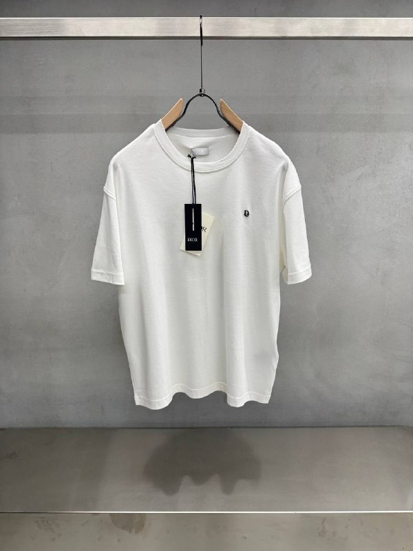Apparel — TGpnl57JWSWK view