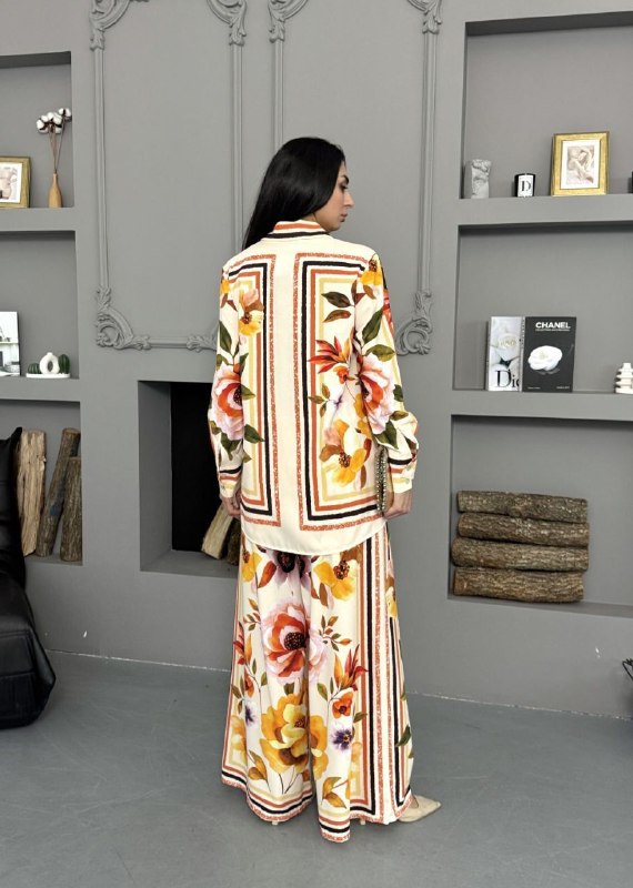 Apparel — TGppcNPFsxqZ view