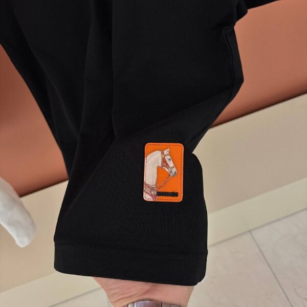 Apparel — TGpsATEDlVTX view 4