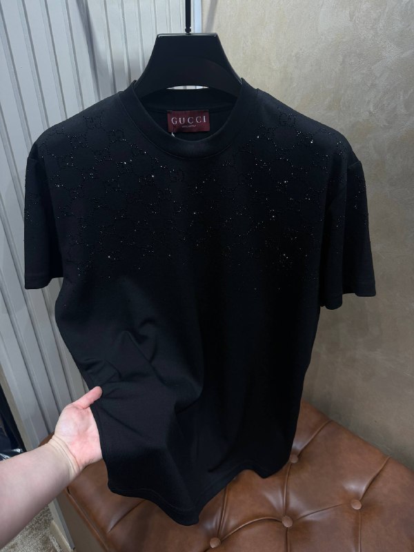 Apparel — TGq1IyRbHTqG