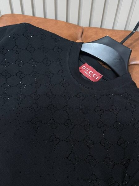 Apparel — TGq1IyRbHTqG view 2