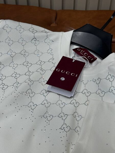 Apparel — TGq1IyRbHTqG view 4