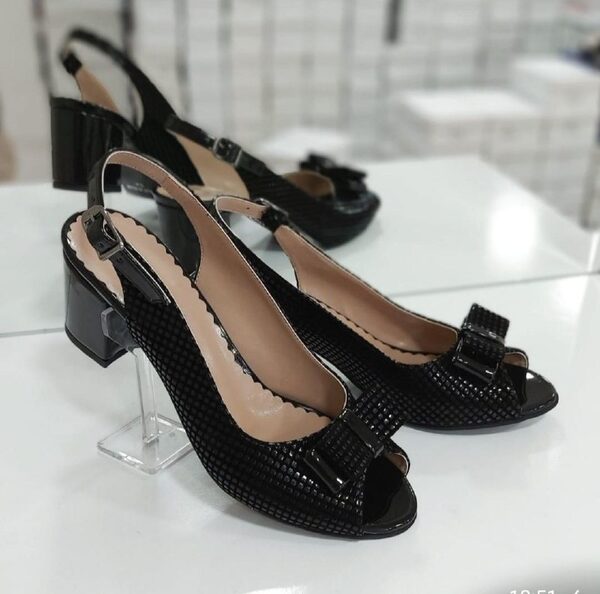Women's Shoes — TGq2n8mjbMnU