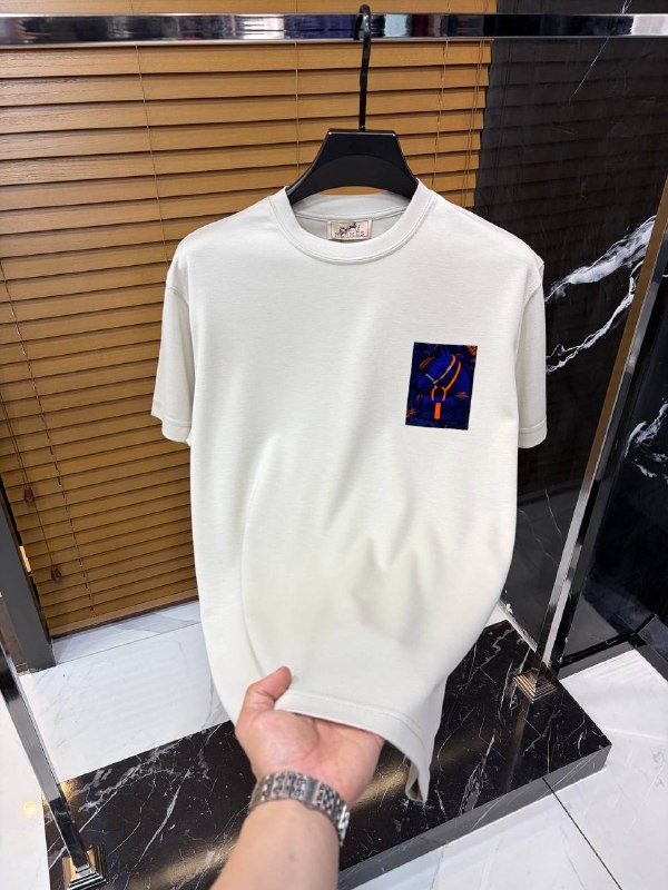 Apparel — TGq4H0kO0TzY