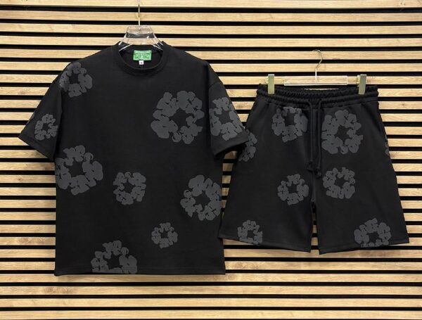 Apparel — TGq8MOo-wJUh