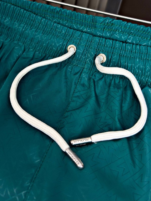 Apparel — TGqCDWq1iCe_ view