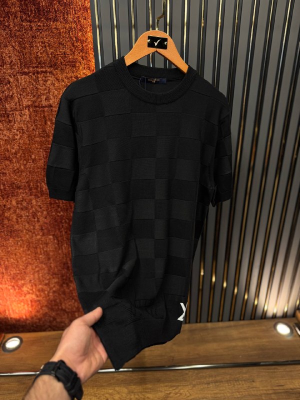 Apparel — TGqC_V7uRUAL view
