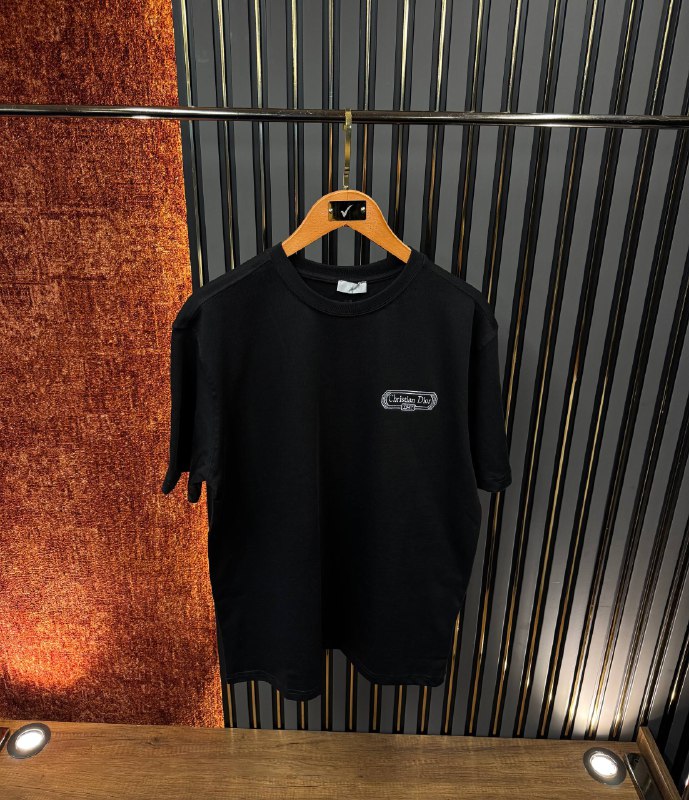 Apparel — TGqDrac2aTvG