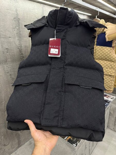 Apparel — TGqJ6GKRoWTI view 6