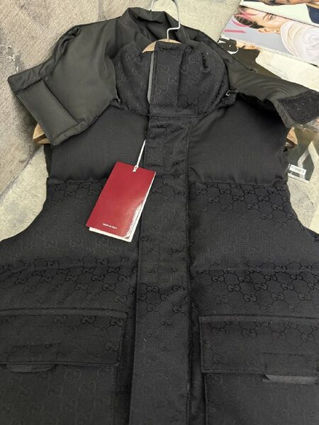 Apparel — TGqJ6GKRoWTI view 7
