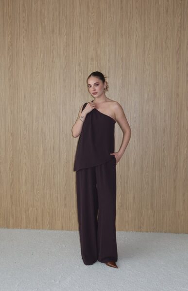 Apparel — TGqLtfL_kom3 view 2
