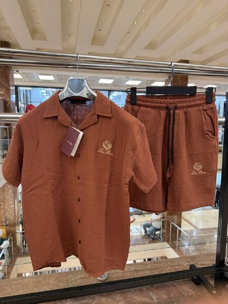 Apparel — TGqP7fjLALWo view 5