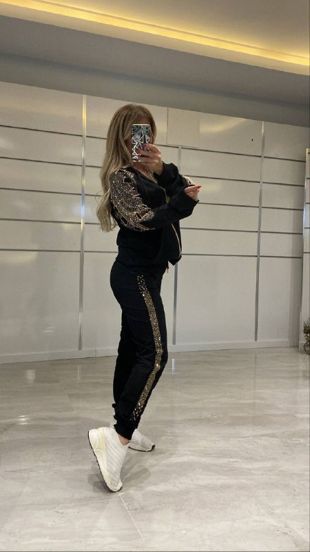 Apparel — TGqRRWECU9m0 view