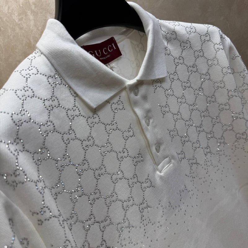 Apparel — TGqXo_AKRyaI view