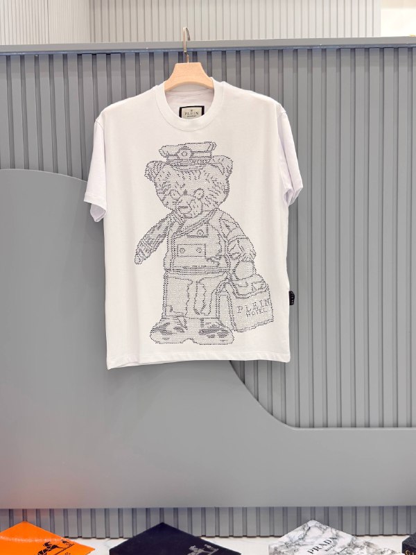 Apparel — TGqi_mNV47lU