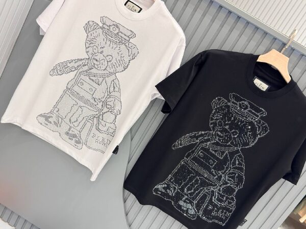 Apparel — TGqi_mNV47lU view 4