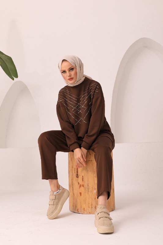 Apparel — TGqjC6obGVrO view