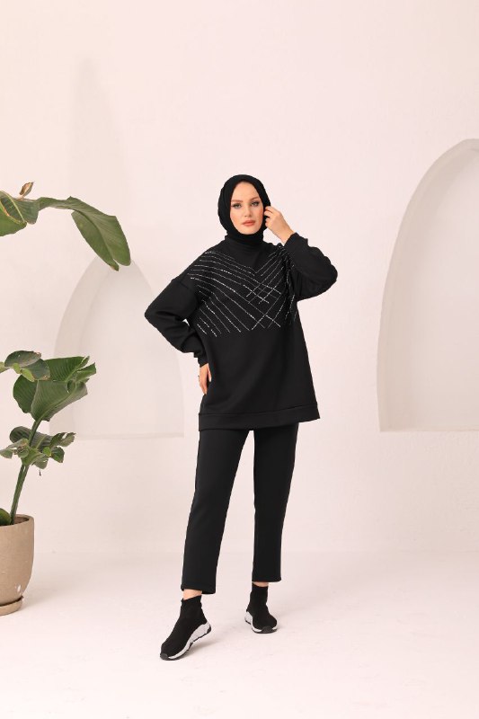 Apparel — TGqjC6obGVrO view