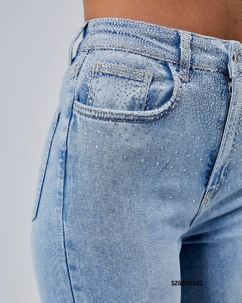 Apparel — TGqmYqeEEGD3 view 3