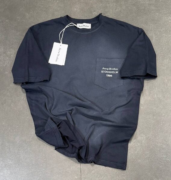 Apparel — TGqn1xTZKPoY