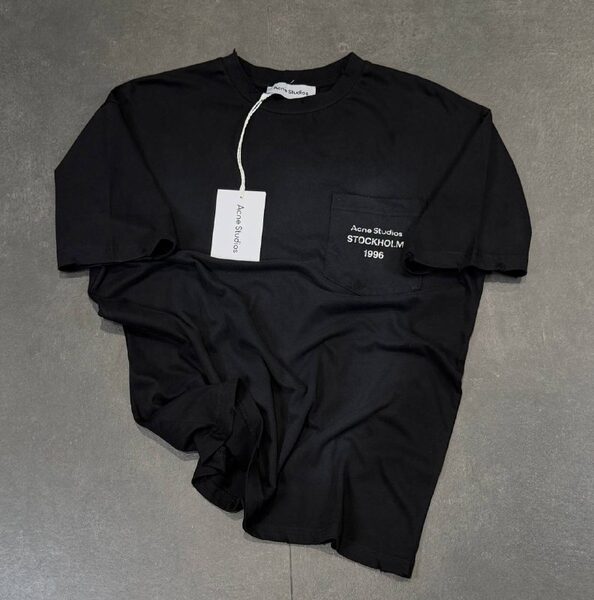 Apparel — TGqn1xTZKPoY view 4