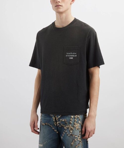 Apparel — TGqn1xTZKPoY view 6