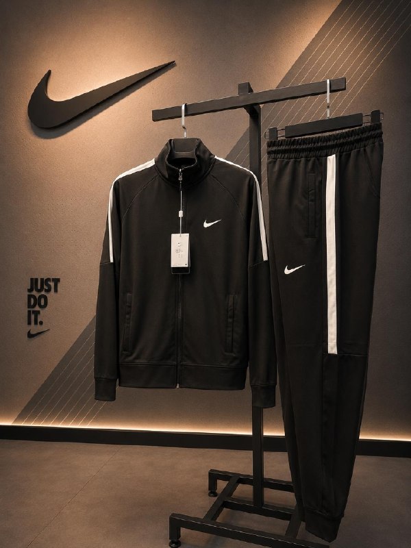 Apparel — TGqnDFQeJvg0 view