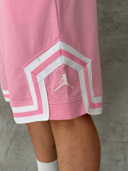 Apparel — TGqqOEy-zJtY