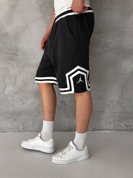 Apparel — TGqqOEy-zJtY view 5