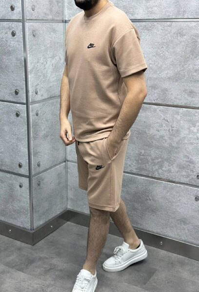Apparel — TGquhUzFIxCg