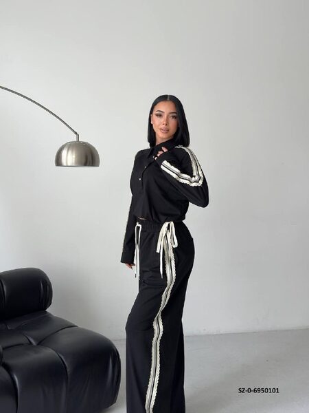Apparel — TGqxMxZrIduR view 2