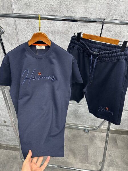 Apparel — TGqz_VDnXr-B view 2