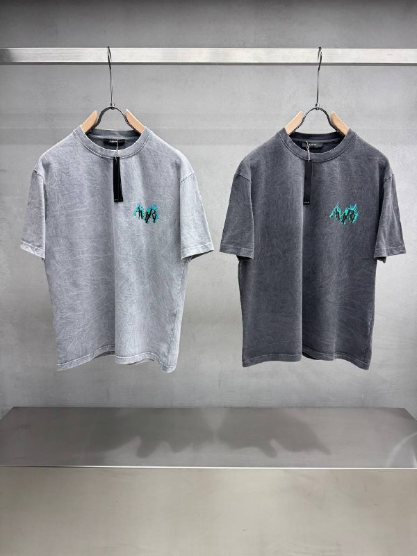 Apparel — TGr1bnXPHSbQ view