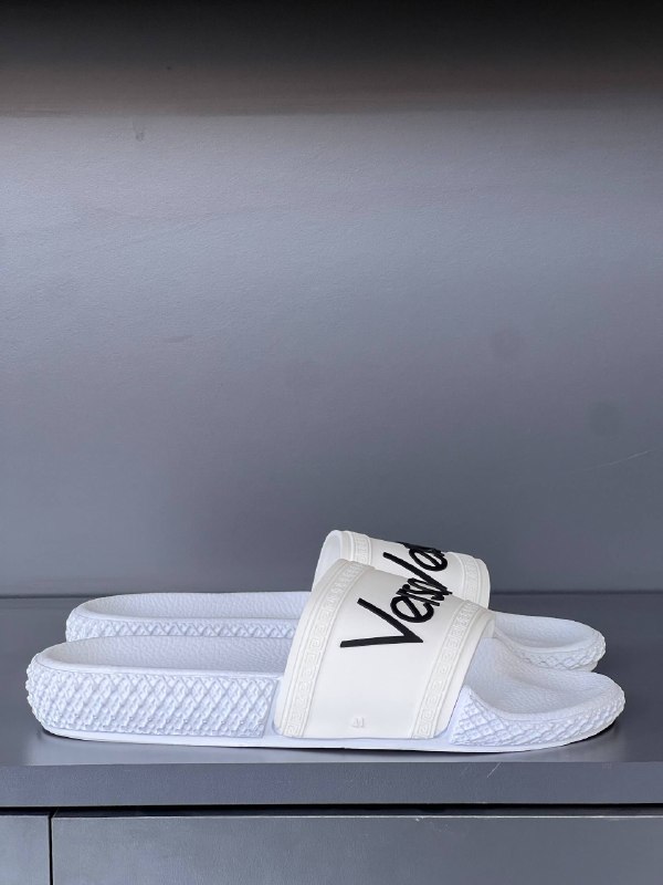 Men's Sneakers — TGr60YMj0wxJ view