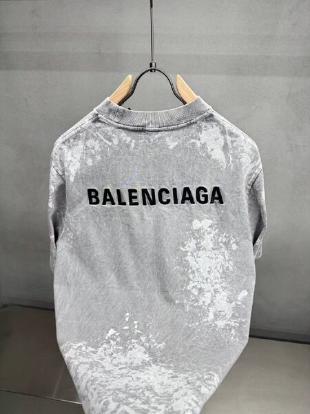 Apparel — TGrEFkQfTT8Y view 6