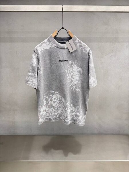 Apparel — TGrEFkQfTT8Y view 7