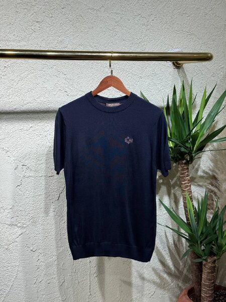 Apparel — TGrEIewbiVfq