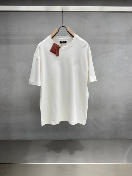 Apparel — TGrEYjvHOxzQ view 6