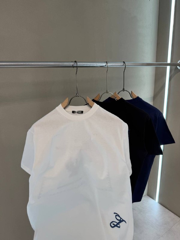 Apparel — TGrF42W21m6x view