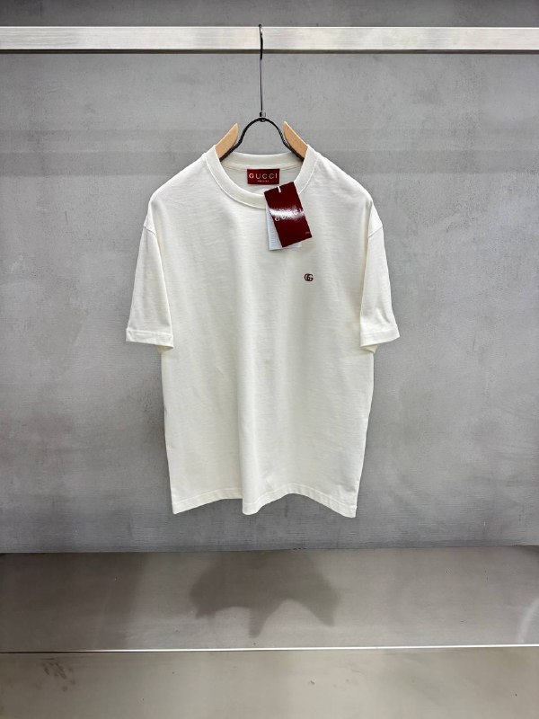 Apparel — TGrIuvhVz8lx view