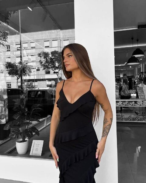Apparel — TGrMgDRxduU7 view 8