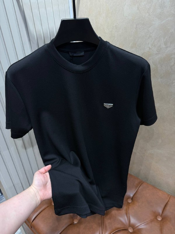 Apparel — TGrUH9qY8sFz
