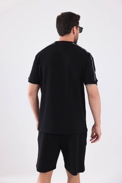 Apparel — TGrVSVNAOms4 view 7