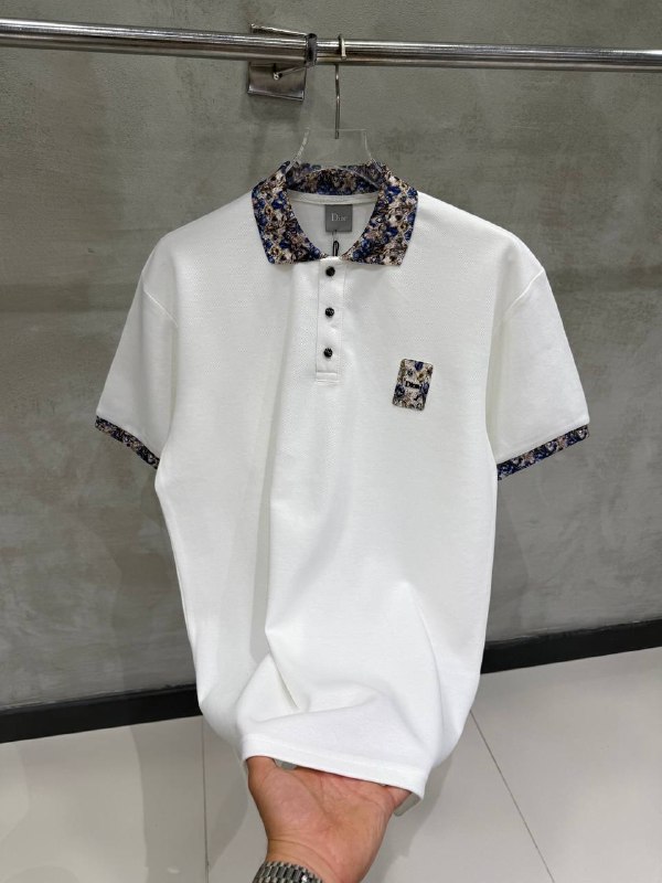 Apparel — TGrZMrexg0wz view