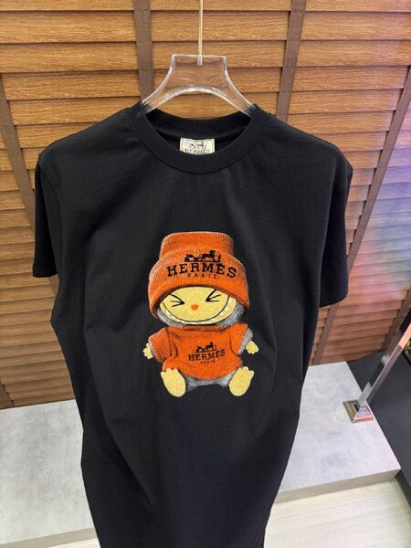 Apparel — TGr_2u1iftTL