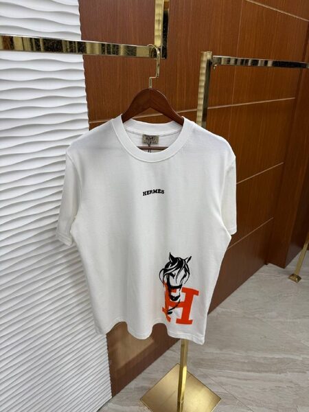 Apparel — TGr_QCi6Samj view 4