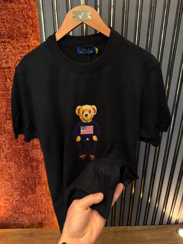 Apparel — TGrbLTNKs5Iy