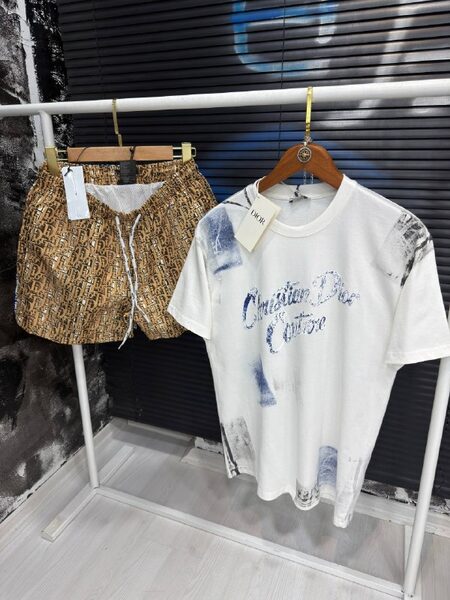 Apparel — TGrbWS9fq2nQ view 5