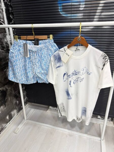 Apparel — TGrbWS9fq2nQ view 6